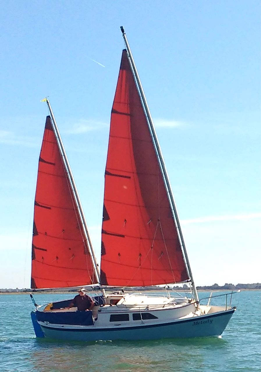 1983 Hunter Liberty 23 cat ketch