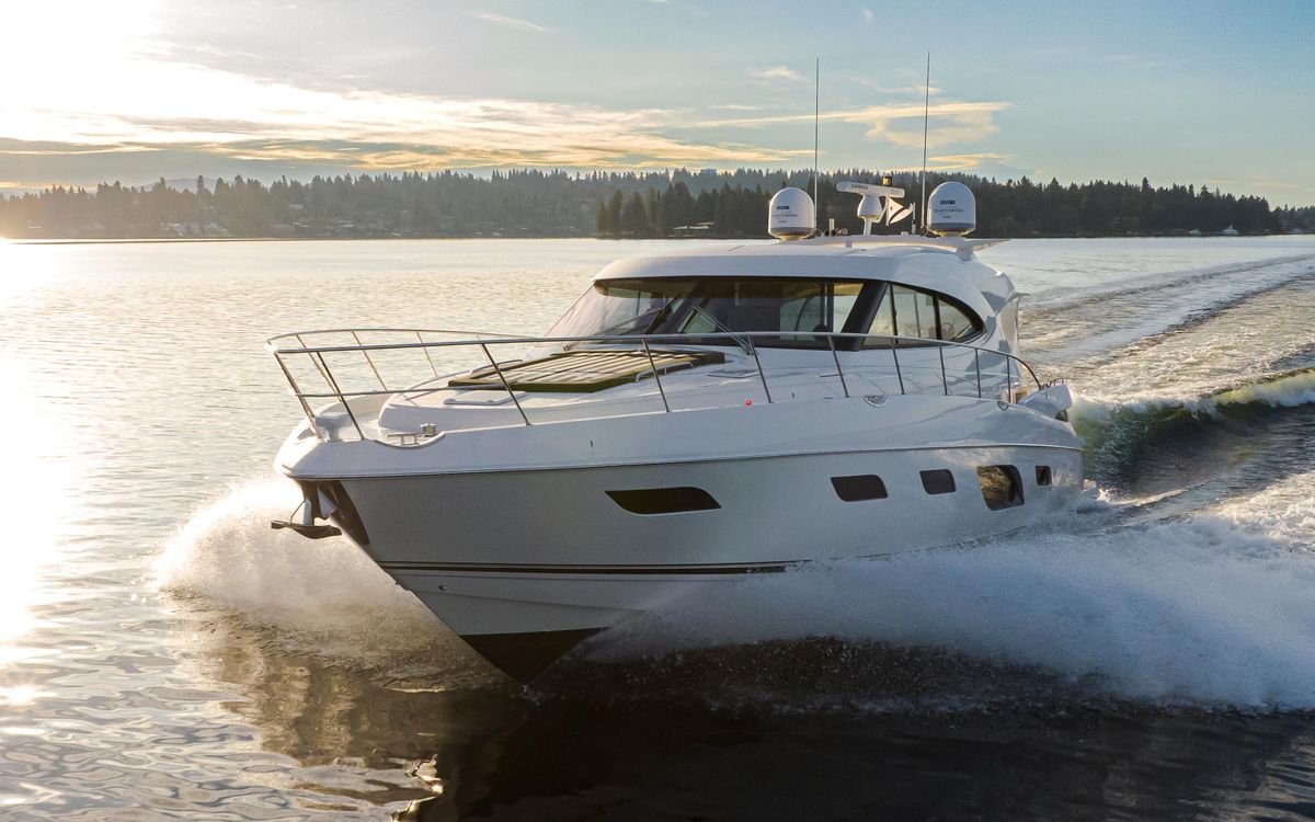 2017 Riviera 60 