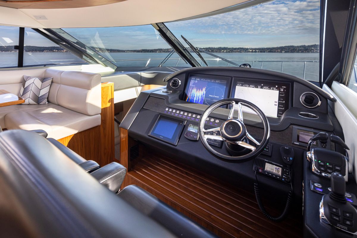 2017 Riviera 60 