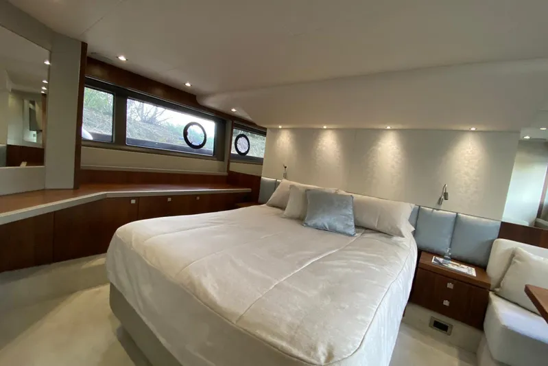  Yacht Photos Pics Luxurious bedroom interior of 2017 Sunseeker Manhattan 52 yacht with elegant design.