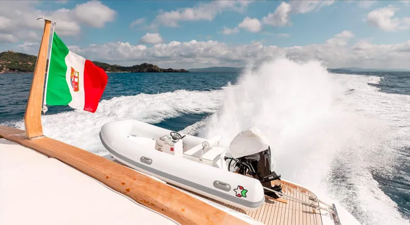  Yacht Photos Pics Screenshot 2025-01-20 alle 11.20.27.png