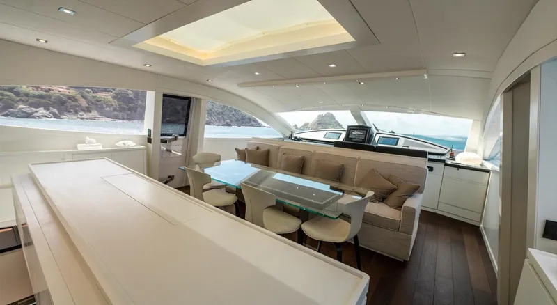  Yacht Photos Pics Screenshot 2025-01-20 alle 11.20.54.png