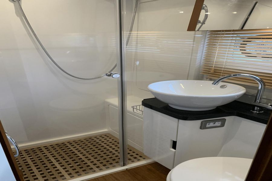 2016 Aquila 48
