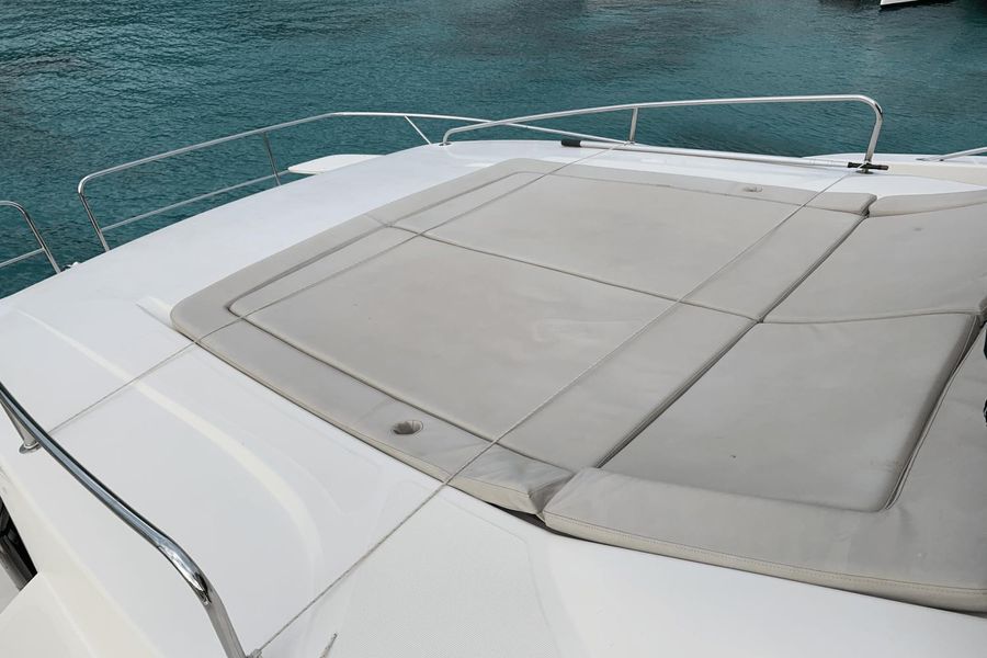 2016 Aquila 48