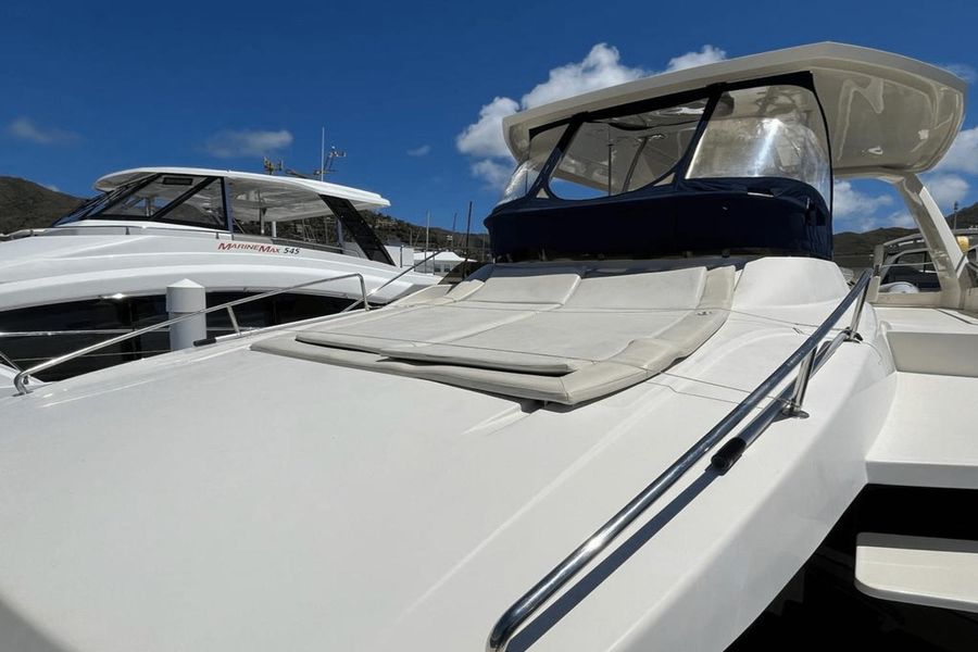 2016 Aquila 48