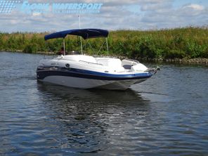 2000 Crownline 238 DB