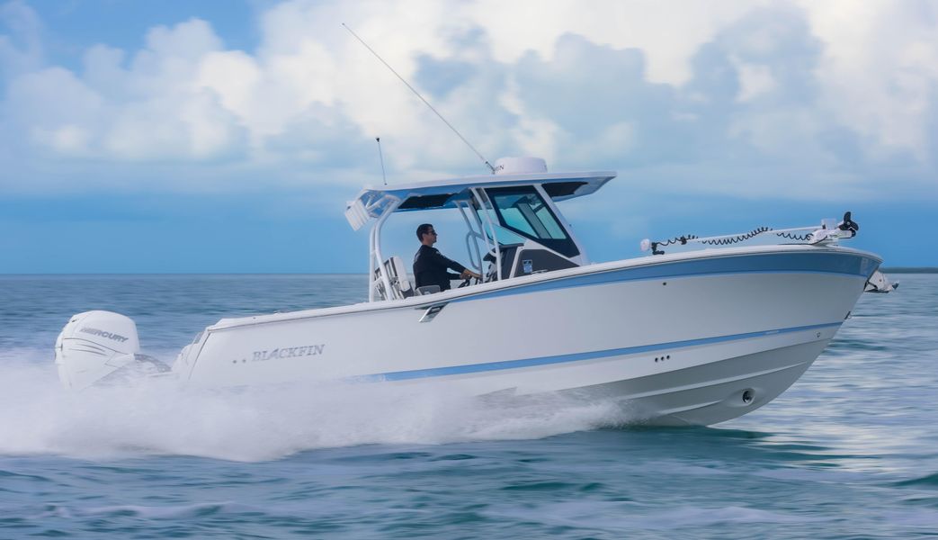 2023 Blackfin 302 CC