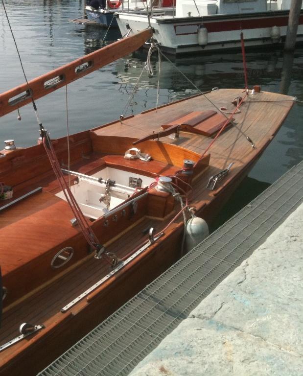 1980 Custom 1980 wooden boat