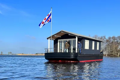 2025 HOMESHIP VaarChalet 1250D Luxe