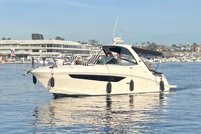 Sea Ray 310 Sundancer