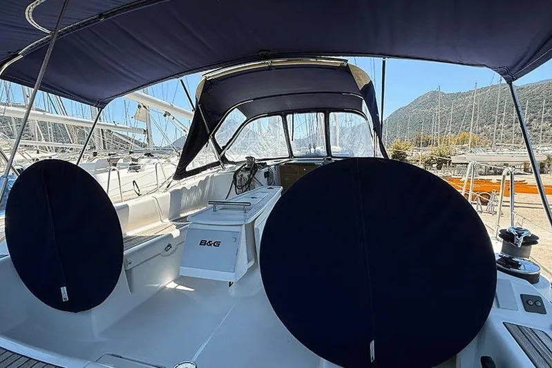  Yacht Photos Pics 2007 Beneteau Oceanis 46