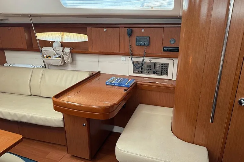  Yacht Photos Pics 2007 Beneteau Oceanis 46