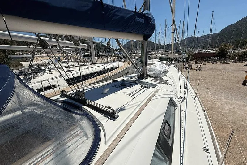  Yacht Photos Pics 2007 Beneteau Oceanis 46