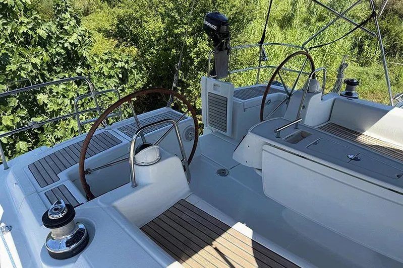  Yacht Photos Pics 2007 Beneteau Oceanis 46