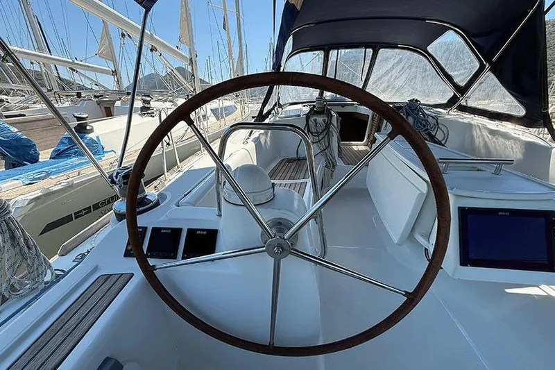  Yacht Photos Pics 2007 Beneteau Oceanis 46