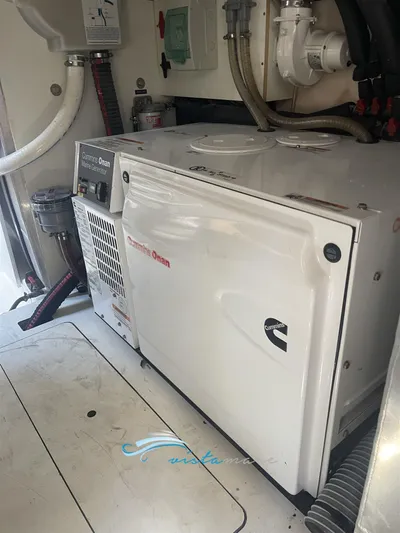  Yacht Photos Pics Prestige 500 generatore