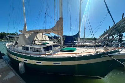 Islander Freeport Ketch