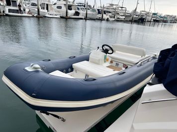 2018 Williams Jet Tenders Sportjet 395