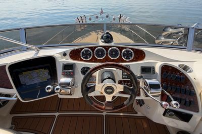 Yacht