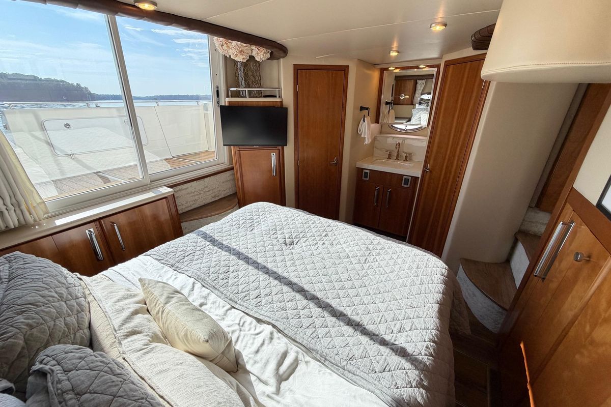 2004 Meridian 47 