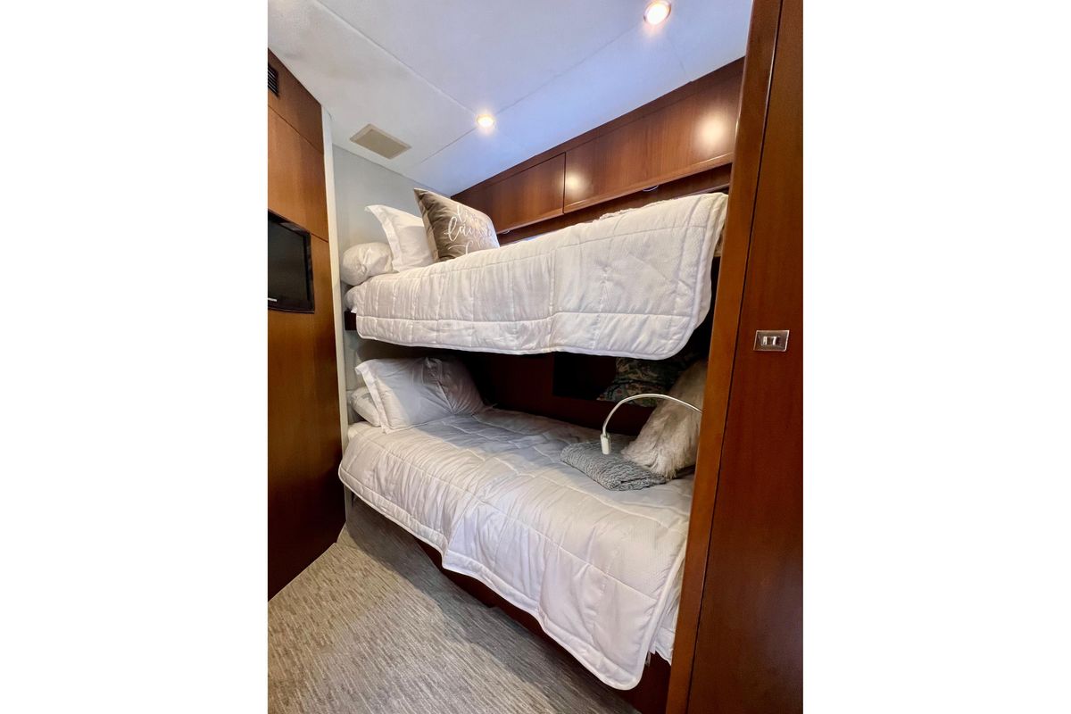 2010 Princess 78 