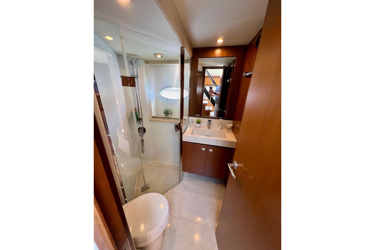 2010 Princess 78 
