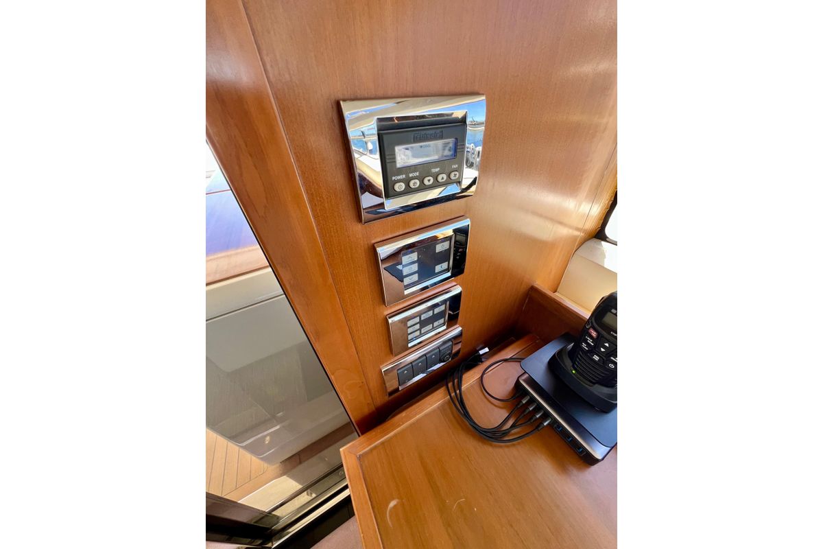 2010 Princess 78 