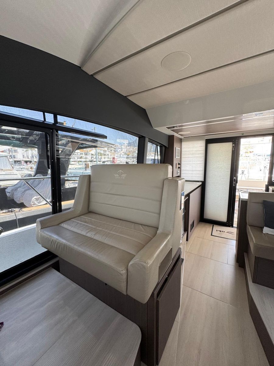 2020 Sealine 44 