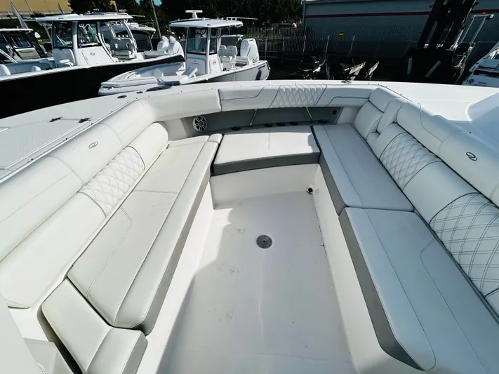  Yacht Photos Pics 2022 REGAL 38 SAV - Image 24