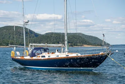 Hinckley Bermuda 40 Custom Yawl