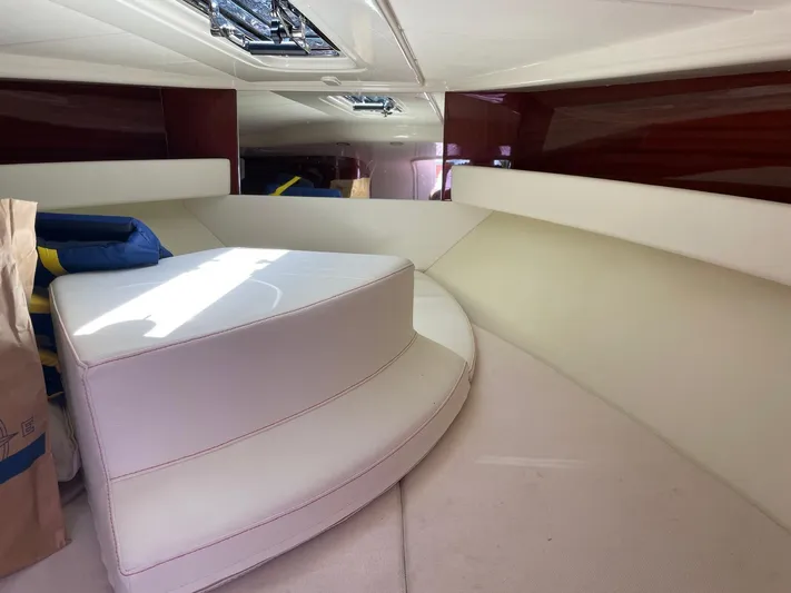 No Name Yacht Photos Pics Interior of 2016 Riva AQUAVIVA SUPER boat with white seating and modern design.
