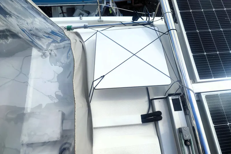 Katla Yacht Photos Pics Satellite antenna