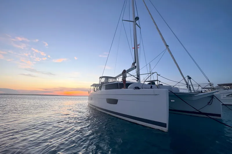 Katla Yacht Photos Pics Katla - 2018 Fountaine Pajot Helia 44'