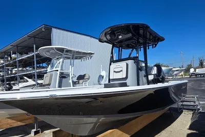 Sea Pro 210 DLX
