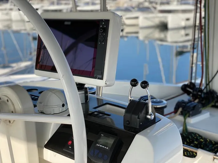 Tiga Yacht Photos Pics Lagoon 52 "Tiga" Charter Croaita