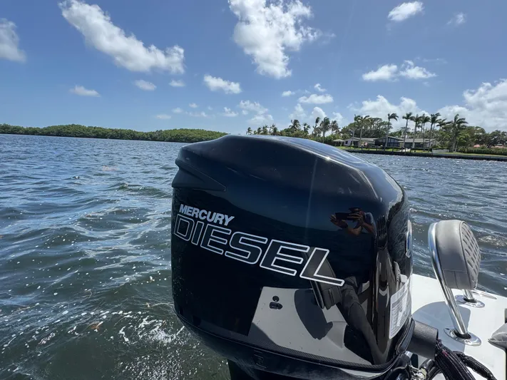  Yacht Photos Pics Mercury Diesel engine on Dragonfly 21 Spanish Wells boat, 2024 model, cruising on a sunny day.