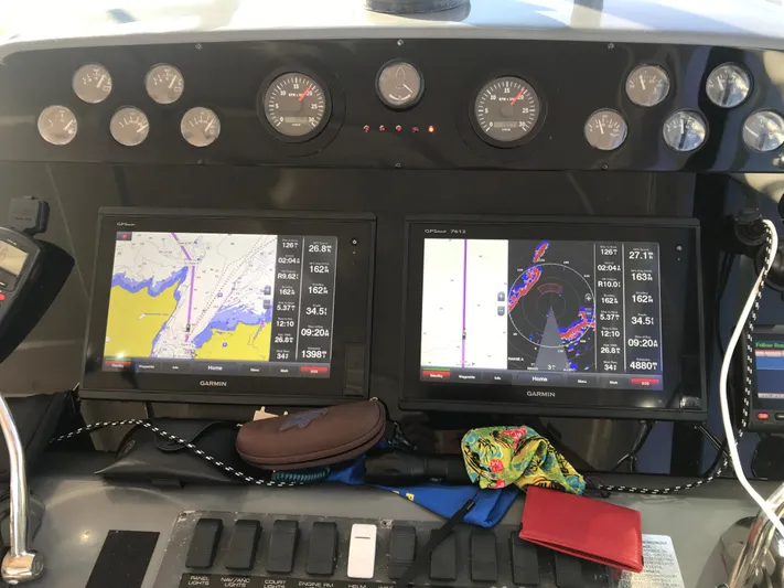 Ziggy Yacht Photos Pics 