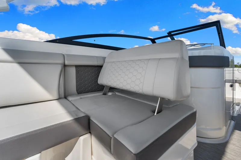  Yacht Photos Pics Interior of 2021 Sea Ray SDX 290 Outboard with gray seating.