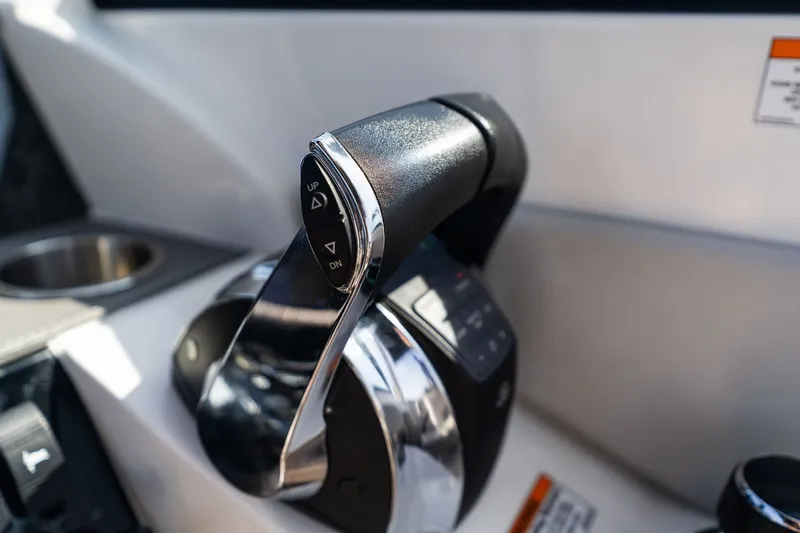  Yacht Photos Pics Close-up of throttle lever on a 2021 Sea Ray SDX 290 Outboard.