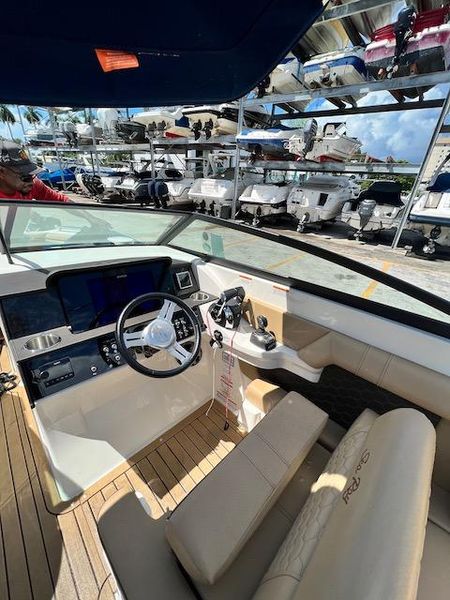 2021 Sea Ray 290 SDX