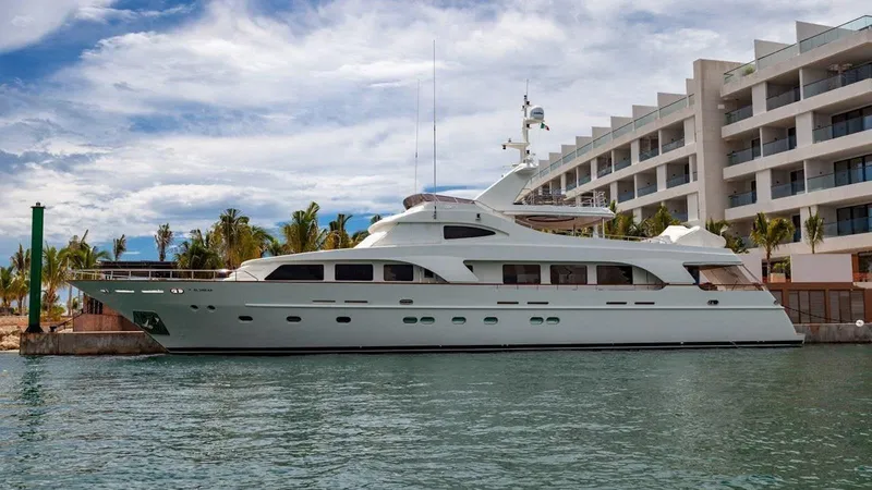 Sunrise Yacht Photos Pics 
