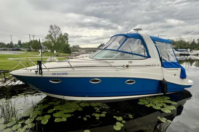 Rinker 260 Express Cruiser