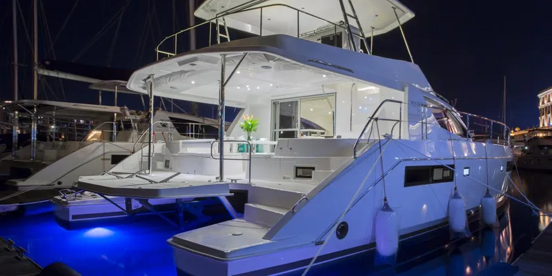 Nerdvana Yacht Photos Pics 51PC - Sistership photo