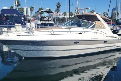 Cruisers Sport Series 340 Express