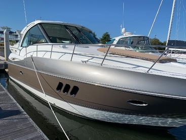 2013 43' Cruisers Yachts-430 SC Stevensville, MD, US