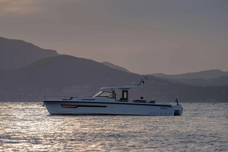 2026 Nimbus Tender 11 Yacht Photos Pics Nimbus Tender 11- Port Profile on the water