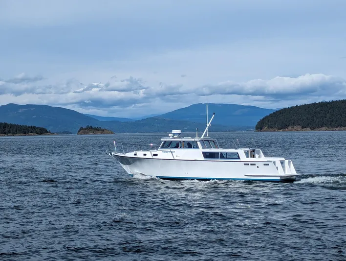 Windy Point Yacht Photos Pics 