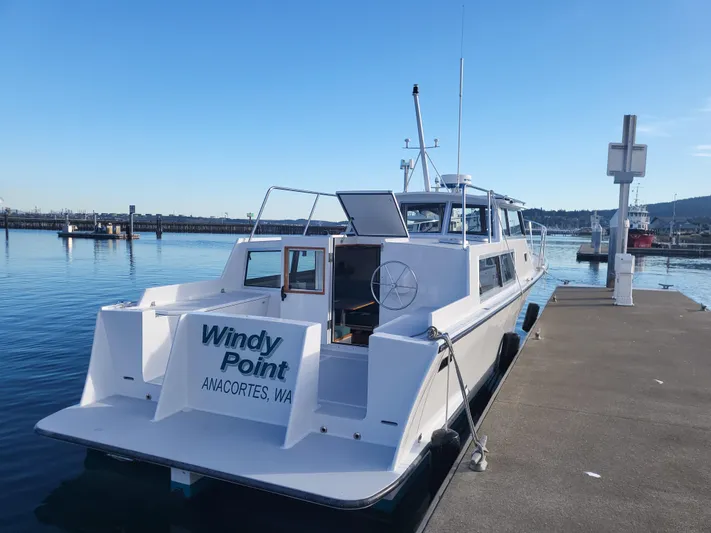 Windy Point Yacht Photos Pics 