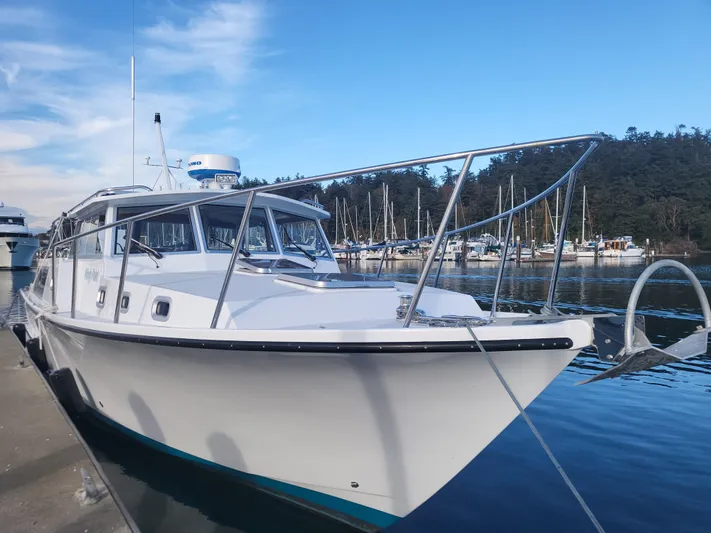 Windy Point Yacht Photos Pics 