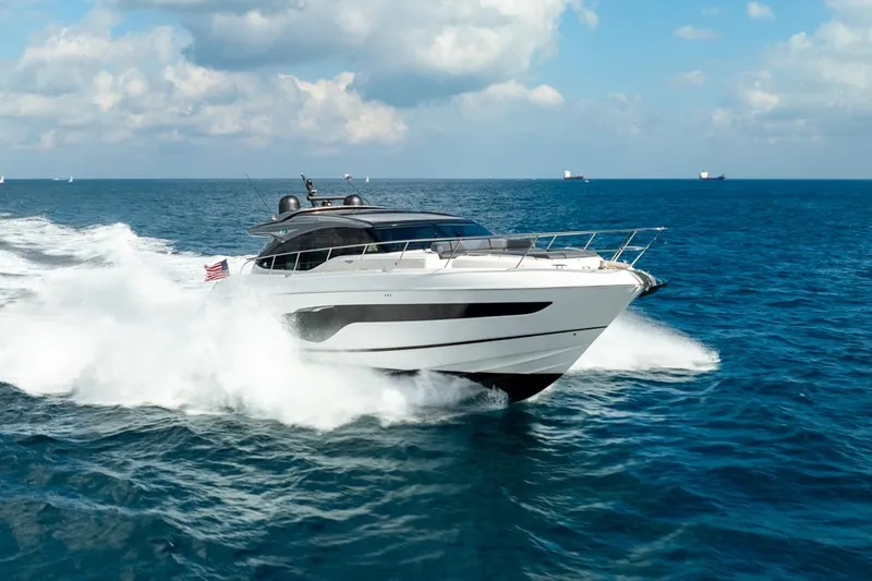 Fly By Yacht Photos Pics 